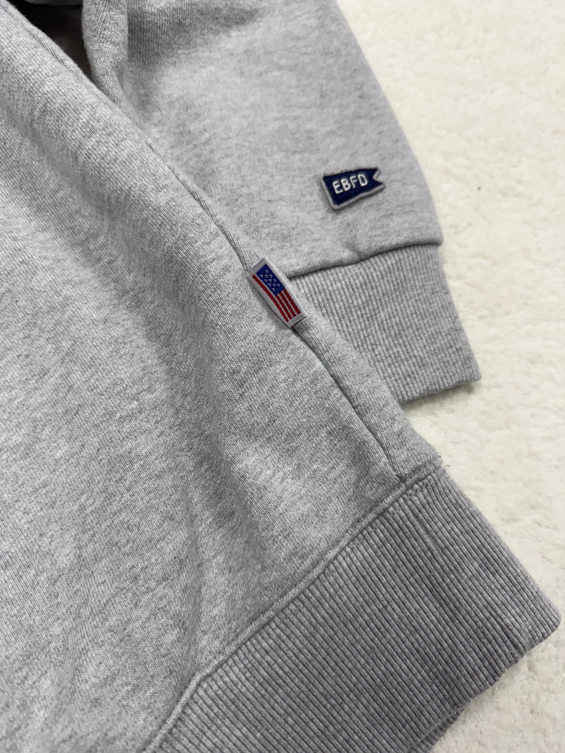 이벳필드 맨투맨 상품이미지3