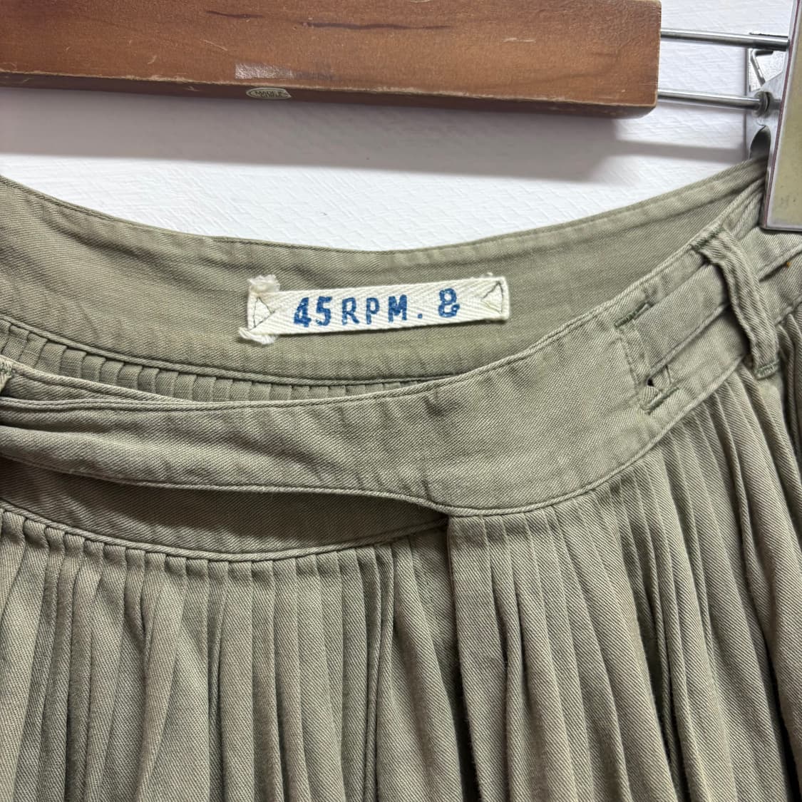 45RPM 카키 주름 미디 스커트 치마 상품이미지5
