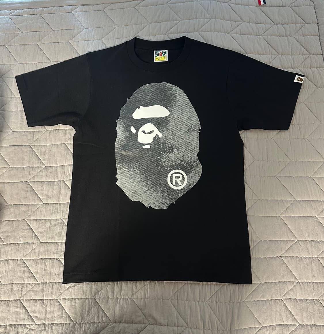 BAPE 베이프 반팔티 S 상품이미지1