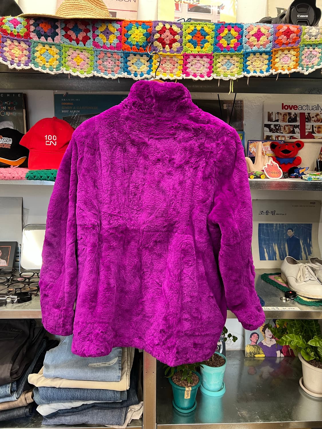 Bold Purple Faux Fur Jacket 상품이미지2