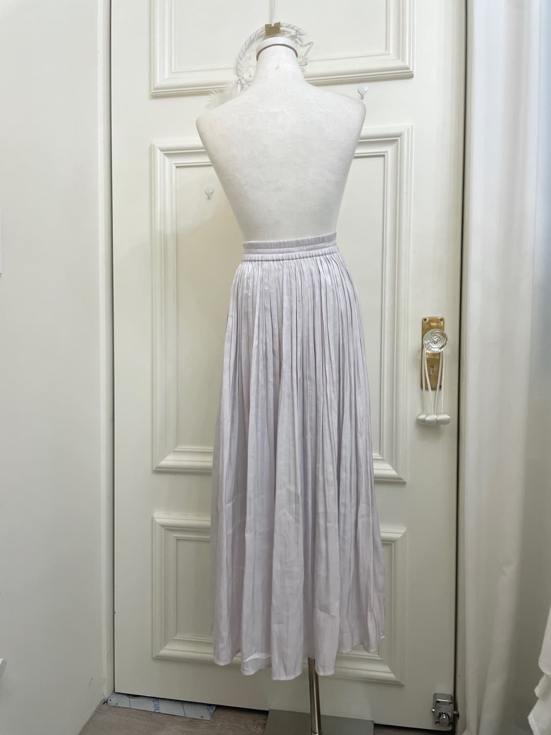 sheer lavender pleats long banding skirt 상품이미지3