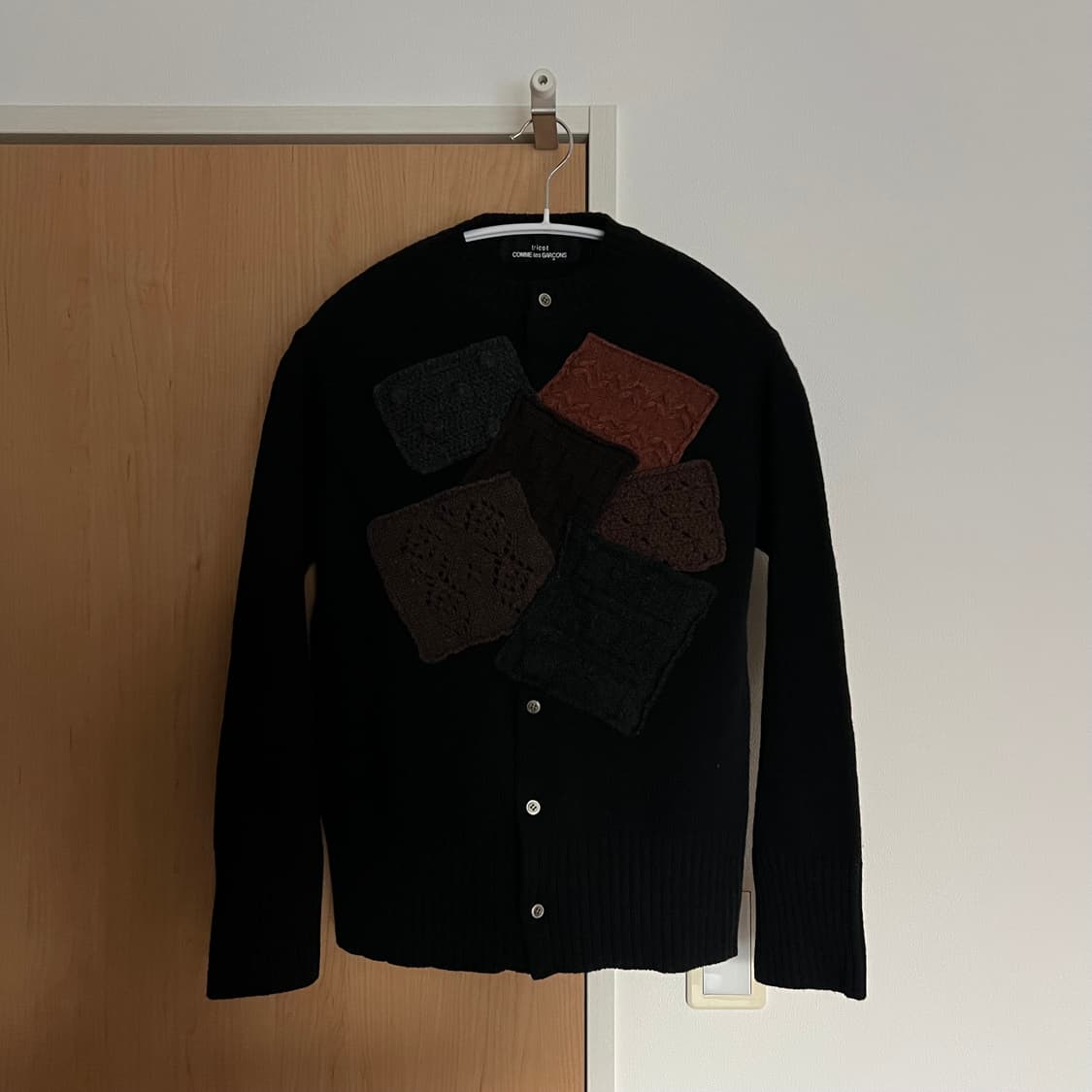꼼데가르송 트리콧 패치 니트 가디건 상품이미지4