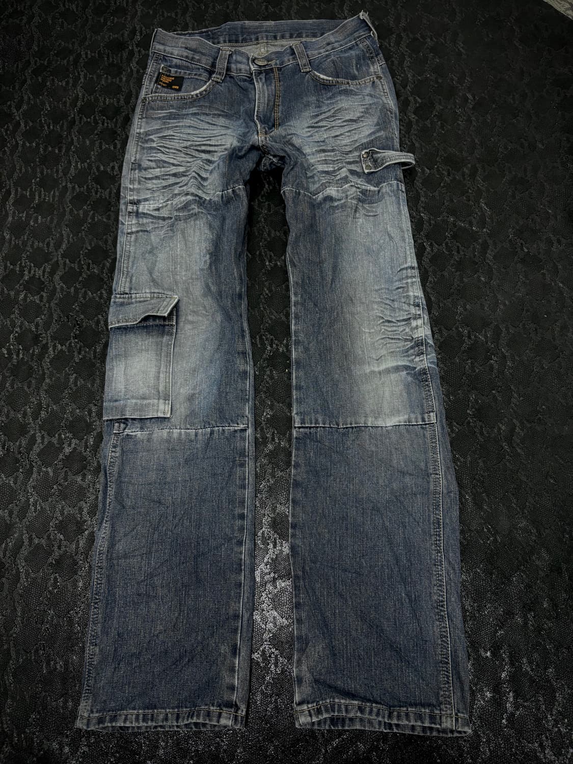 “EDWIN” Y2K Crack Washed pocket Detail P 상품이미지1