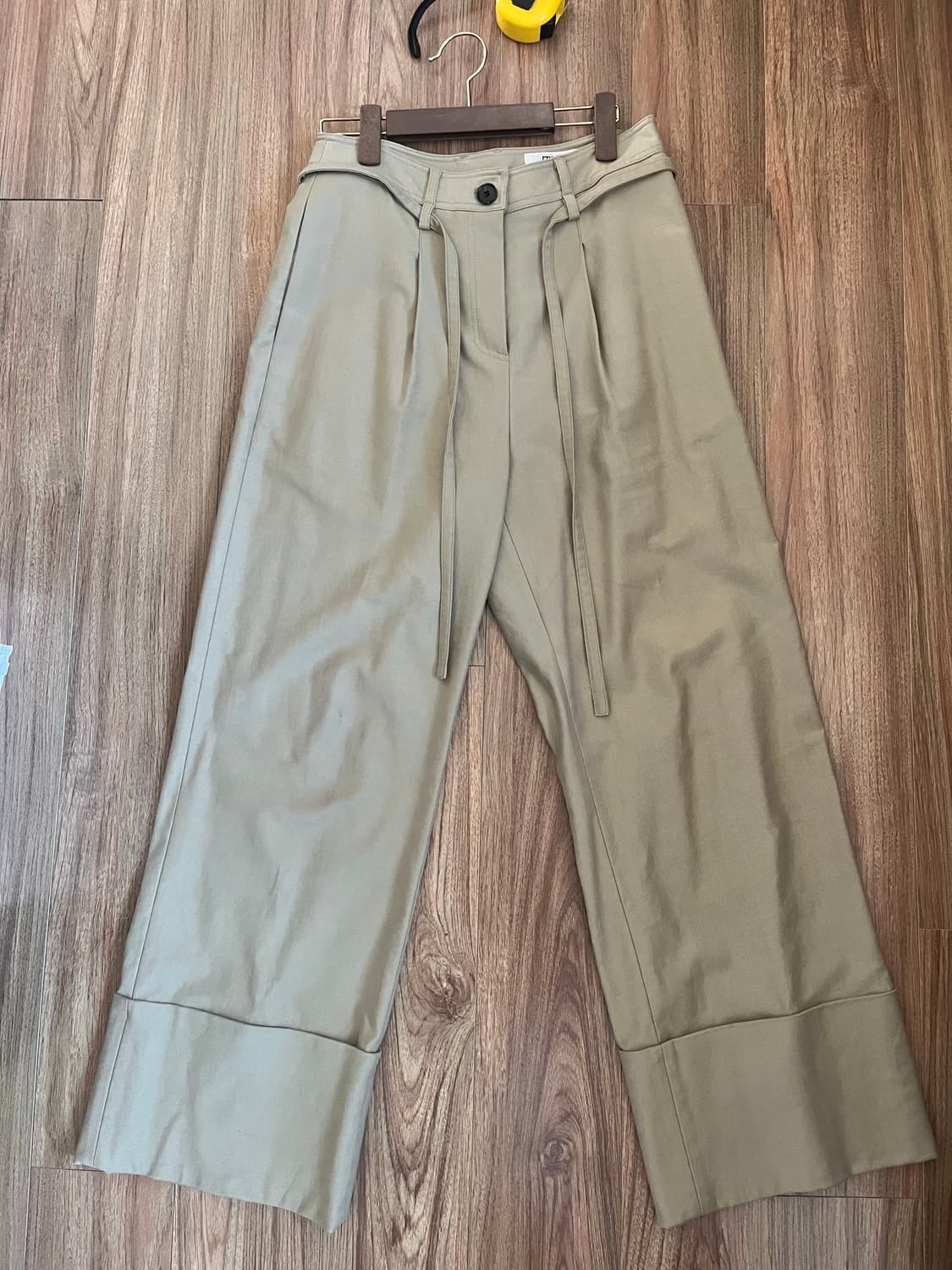 에토스 롤업팬츠 상품이미지1