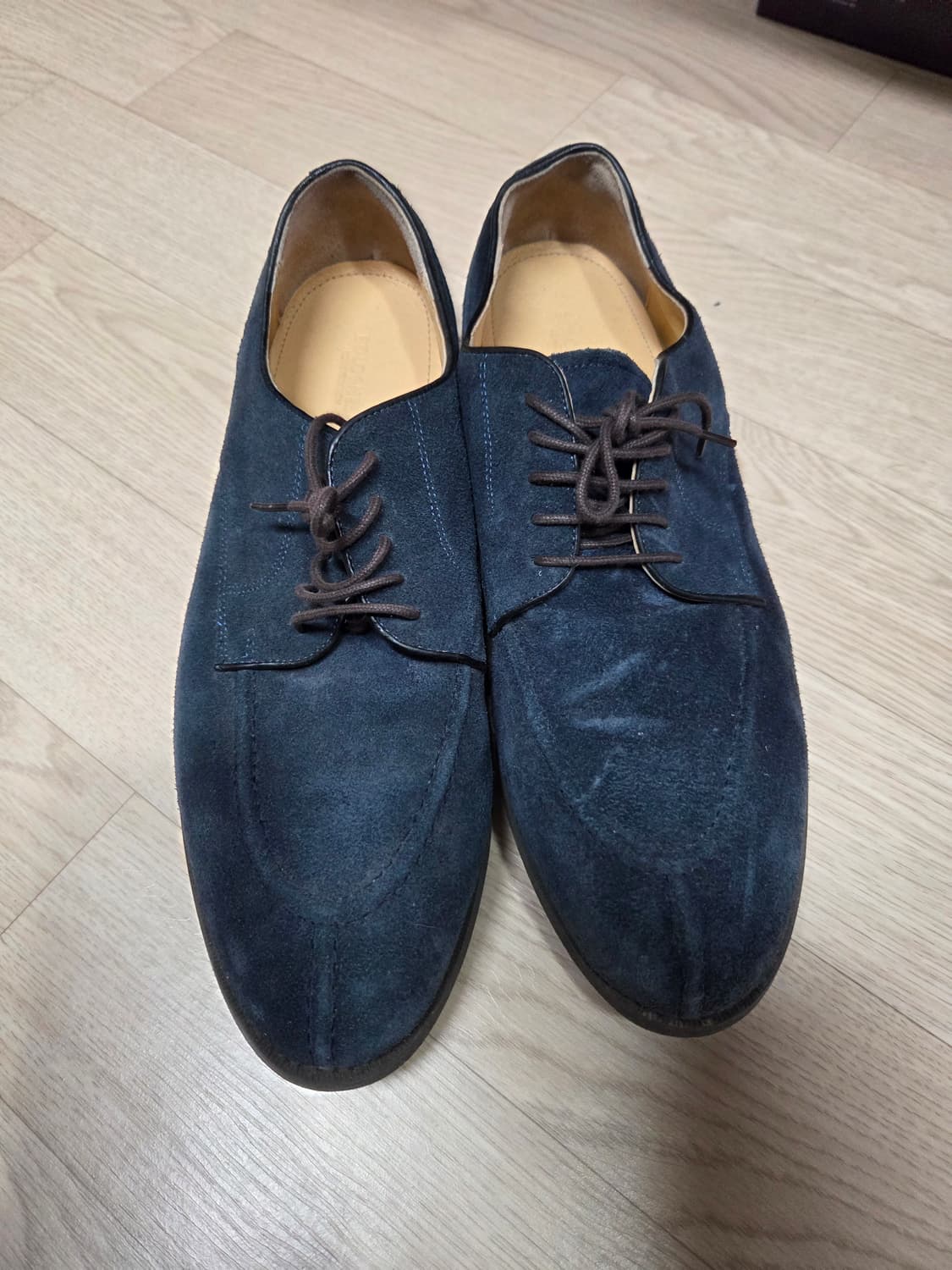 볼료네제 네이비 스웨이드 u팁 구두  상품이미지3