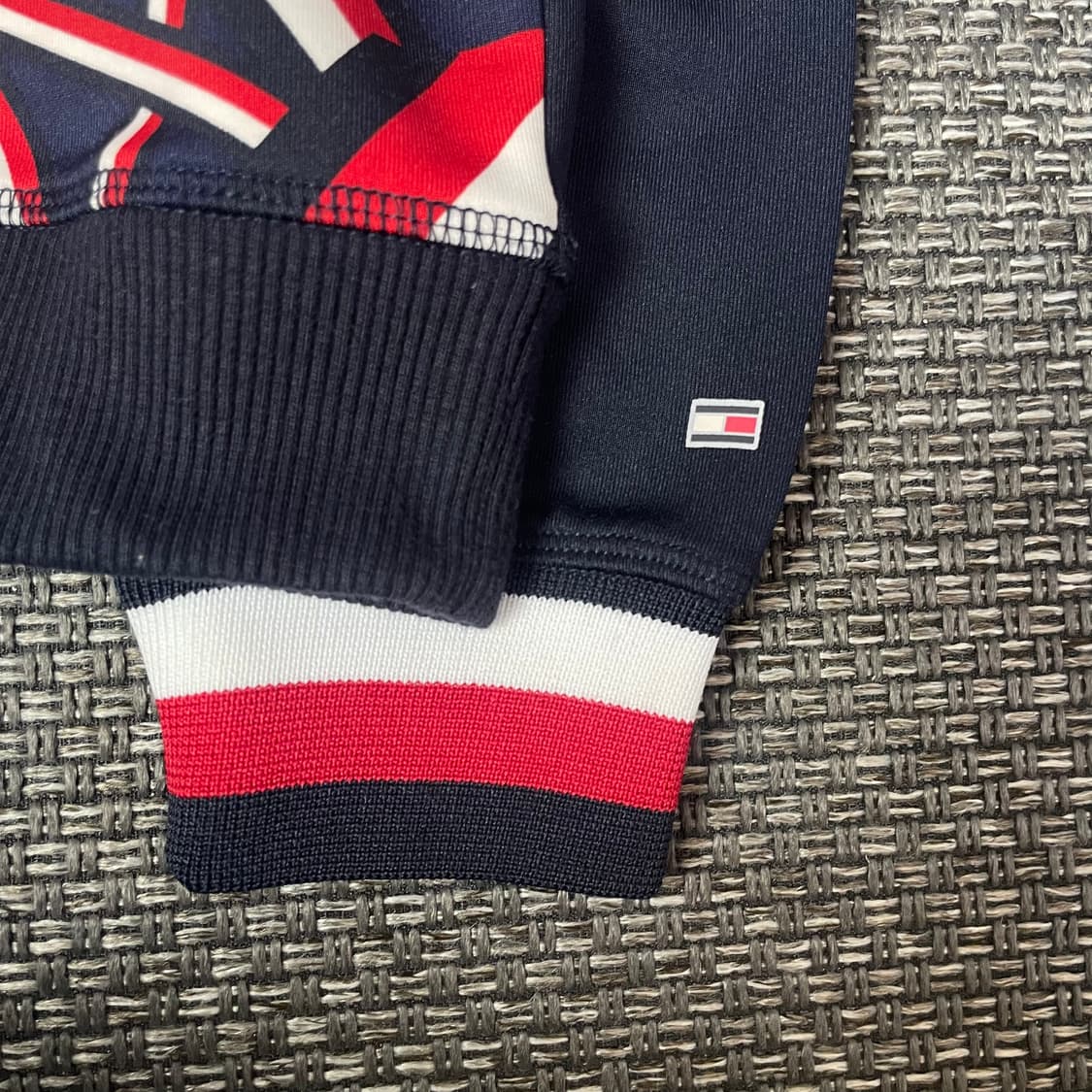 타미힐피거 플래그패턴 시스루 맨투맨 S 상품이미지5