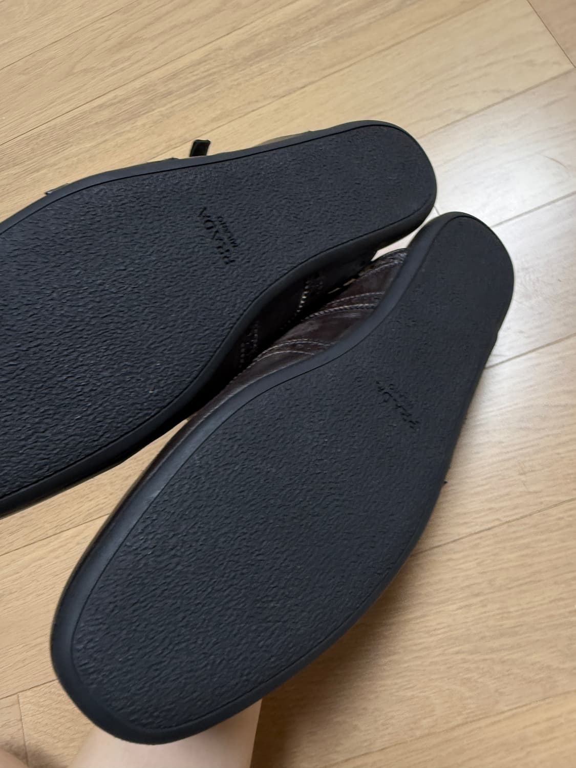 급처 [265] 프라다 몽크 스트랩 레더 뮬 상품이미지4