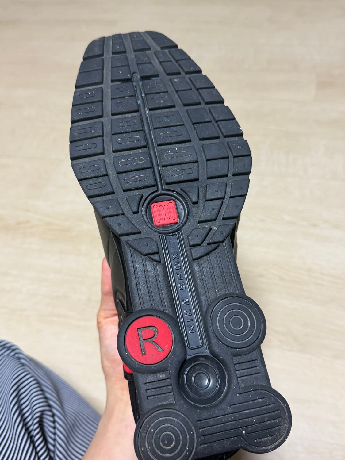 나이키 마틴로즈 샥스 블랙 245 상품이미지3