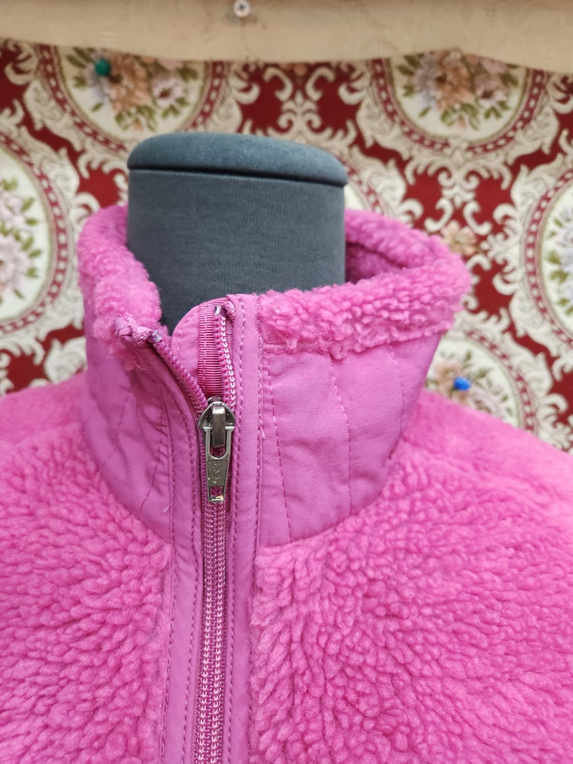 파타고니아 핑크 후리스 조끼 자켓
​
 상품이미지4