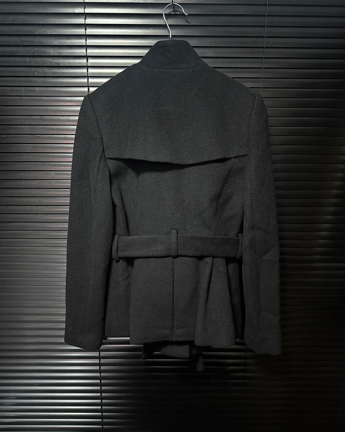 아르마니 익스체인지 카울 벨트 울 드레이프 사선 더블 블레이져 숏 코트  상품이미지6