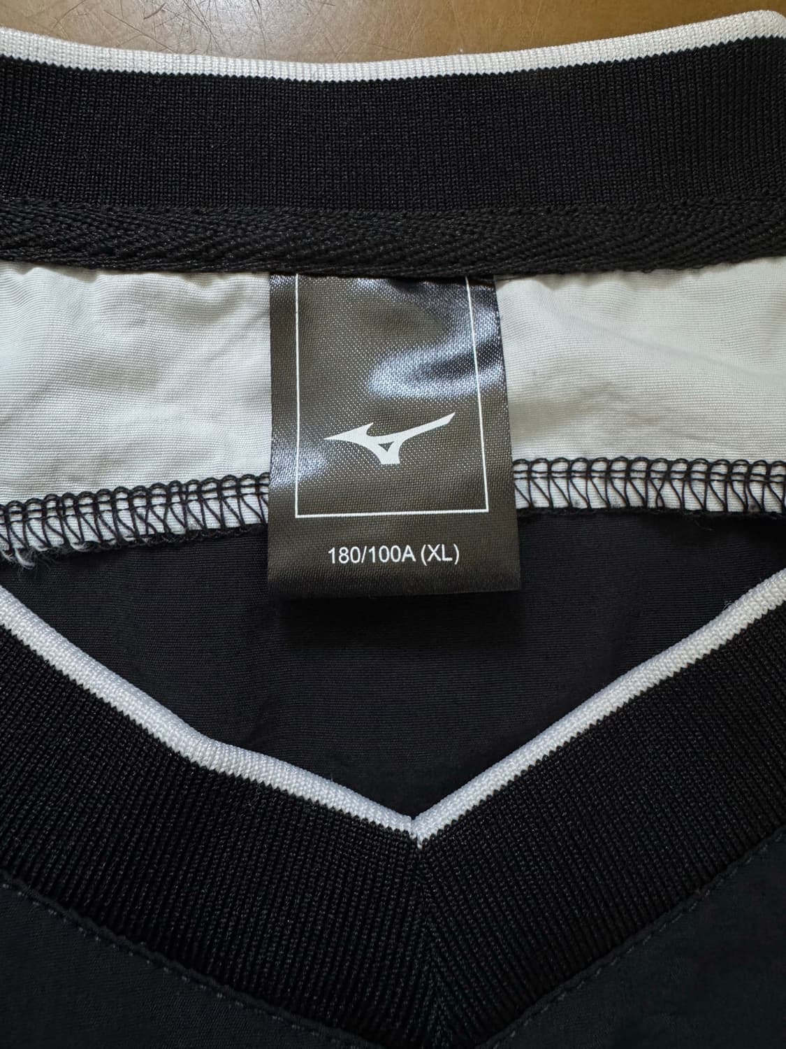 미즈노 루즈핏 풋볼 사커 웜업 바람막이 XL 상품이미지4