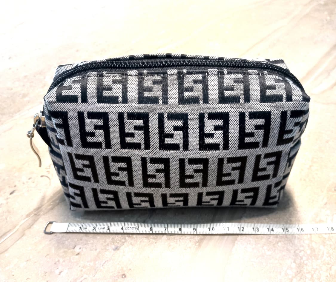 펜디 FENDI 파우치 (새제품) 상품이미지5