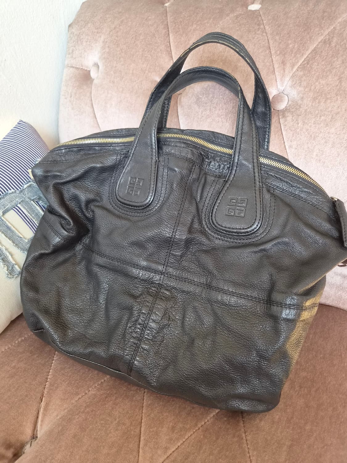 지방시 givenchy 나이팅게일 블랙 램스킨 가죽 토트백 상품이미지4