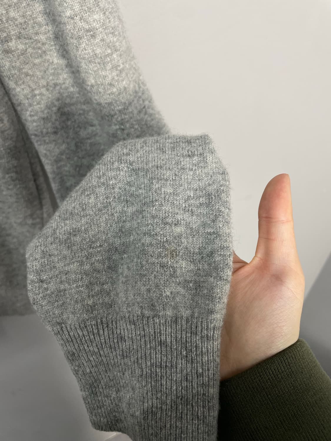 꼼데가르송 화이트 하트와펜 그레이 가디건 H2067 상품이미지6