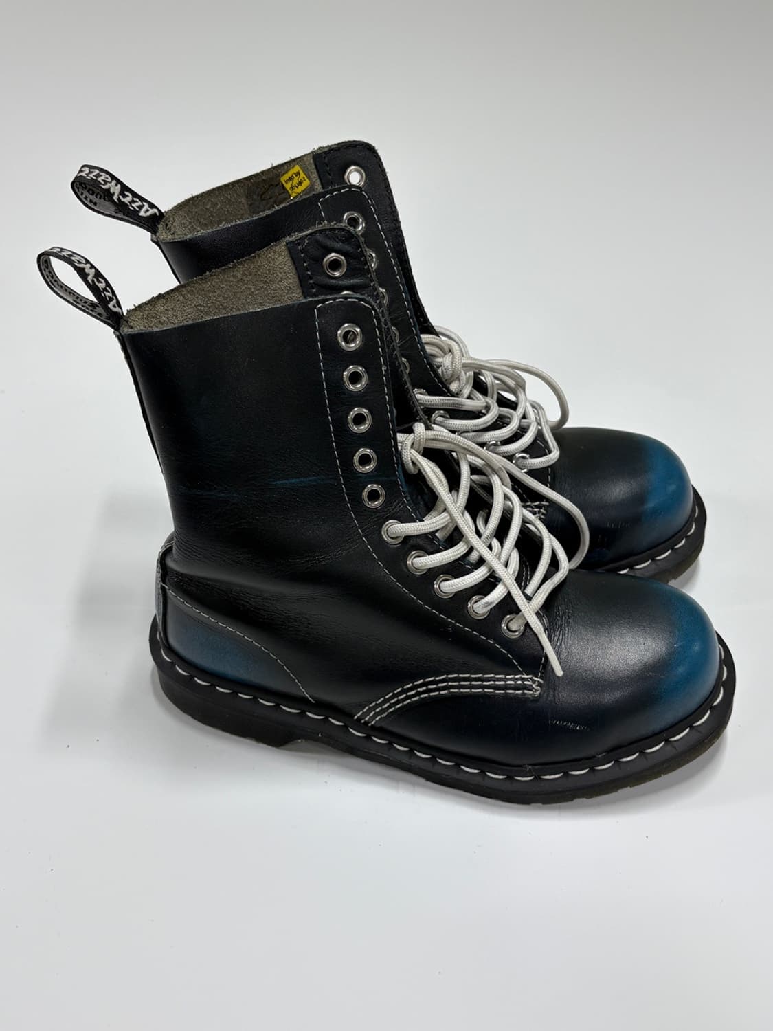 닥터마틴 1919 10홀 블루 블랙 상품이미지2