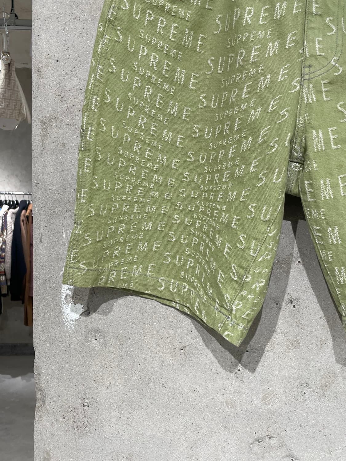 슈프림 21S/S 세이지 워프 자카드 로고 페인터 데님 쇼츠 상품이미지4