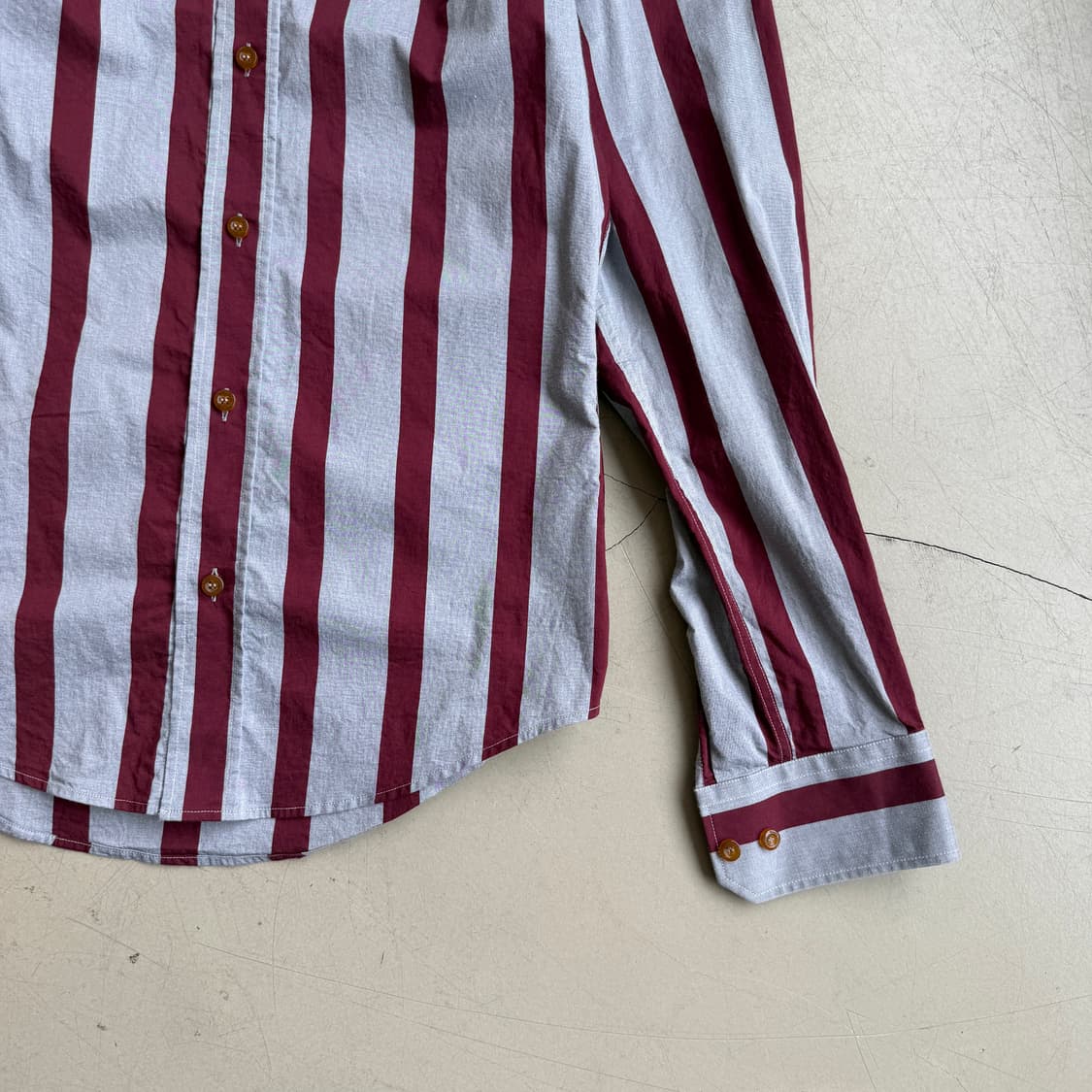 비비안 웨스트우드 맨 스트라이프 셔츠 상품이미지2