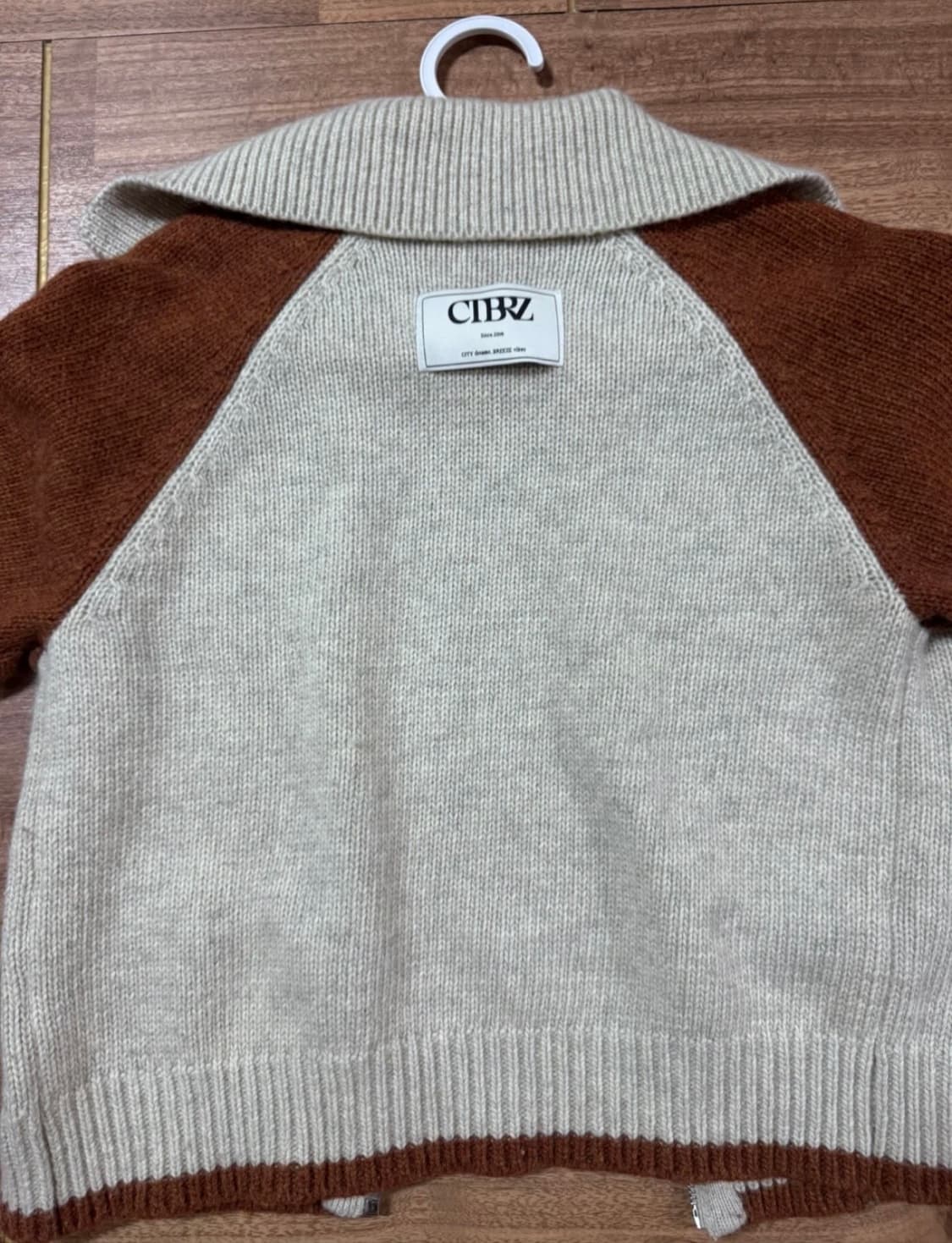 시티브리즈 모 니트집업 상품이미지2