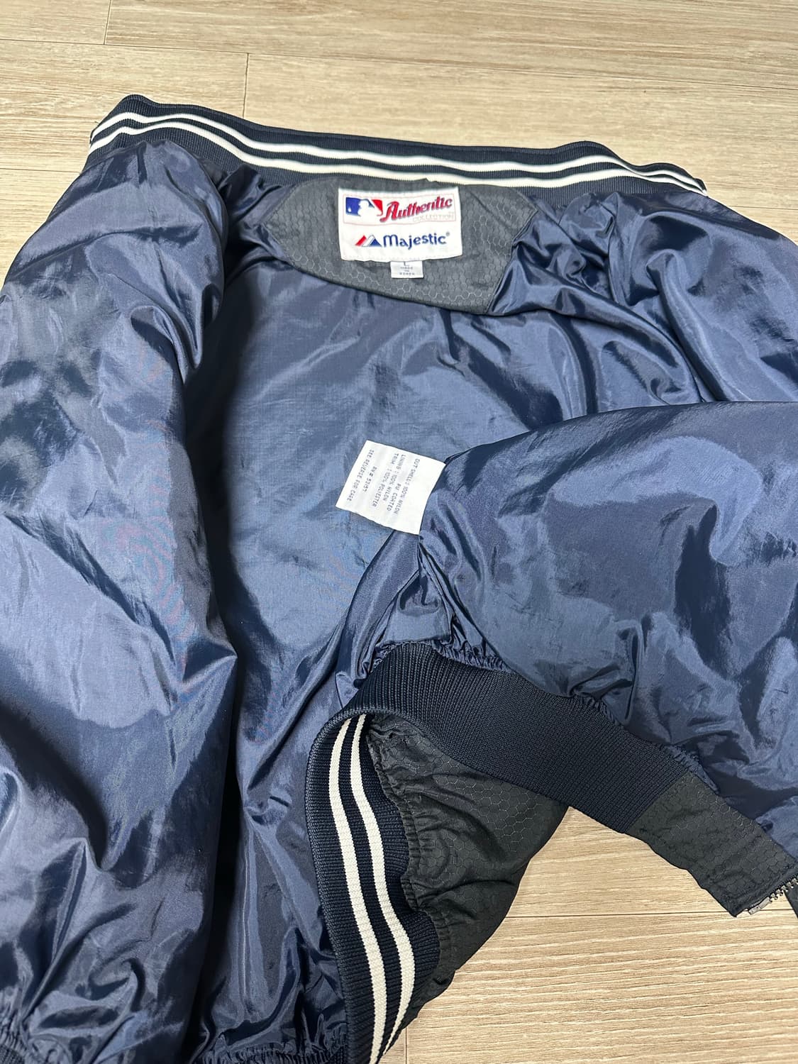 마제스틱 뉴욕 양키즈 바람막이 [남녀공용] 상품이미지4