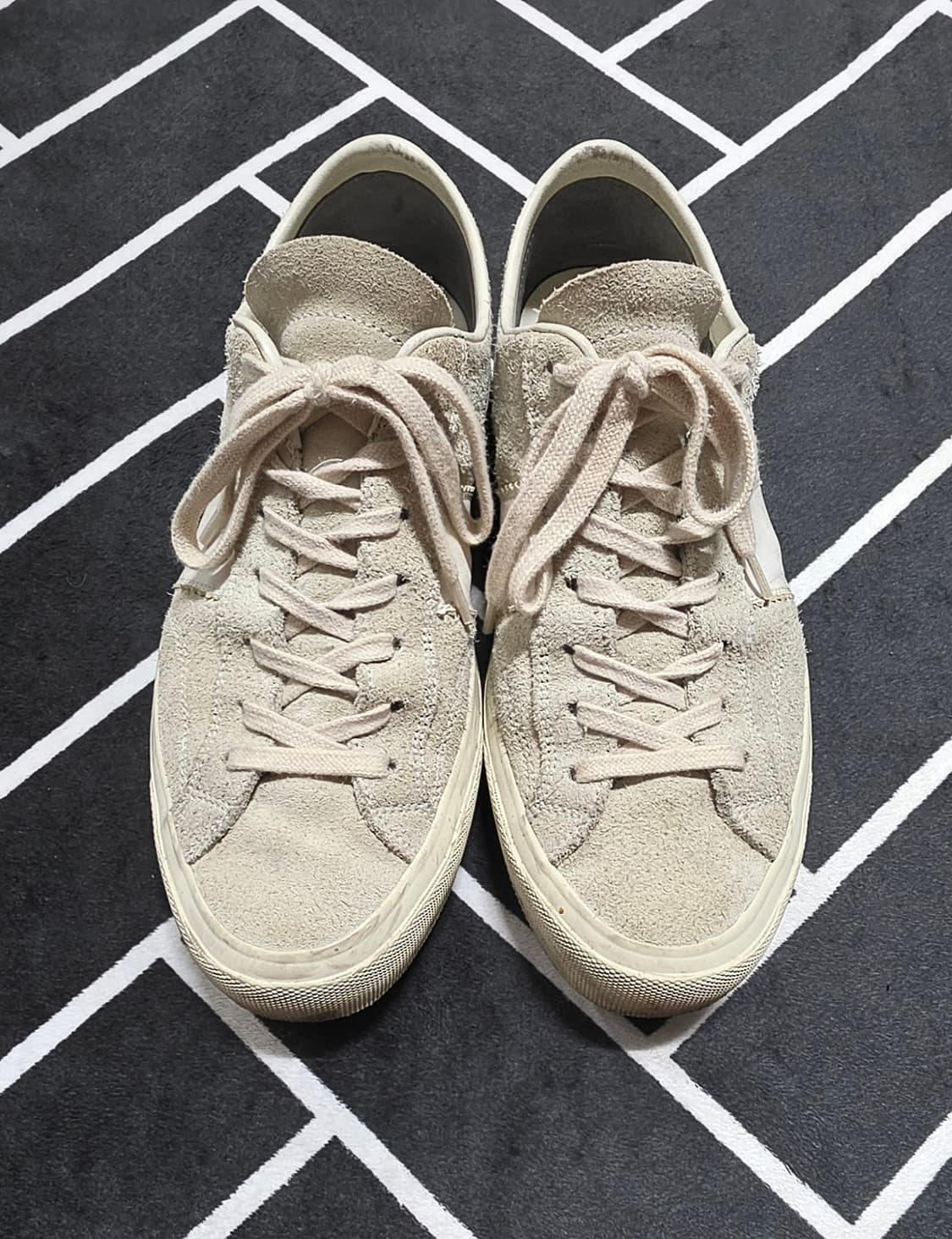 톰포드 캠브리지 스니커즈  상품이미지1