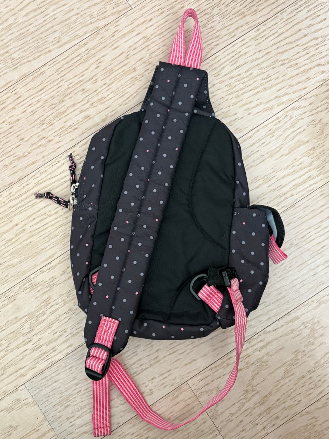 아디다스 별 도트 슬링백 상품이미지2