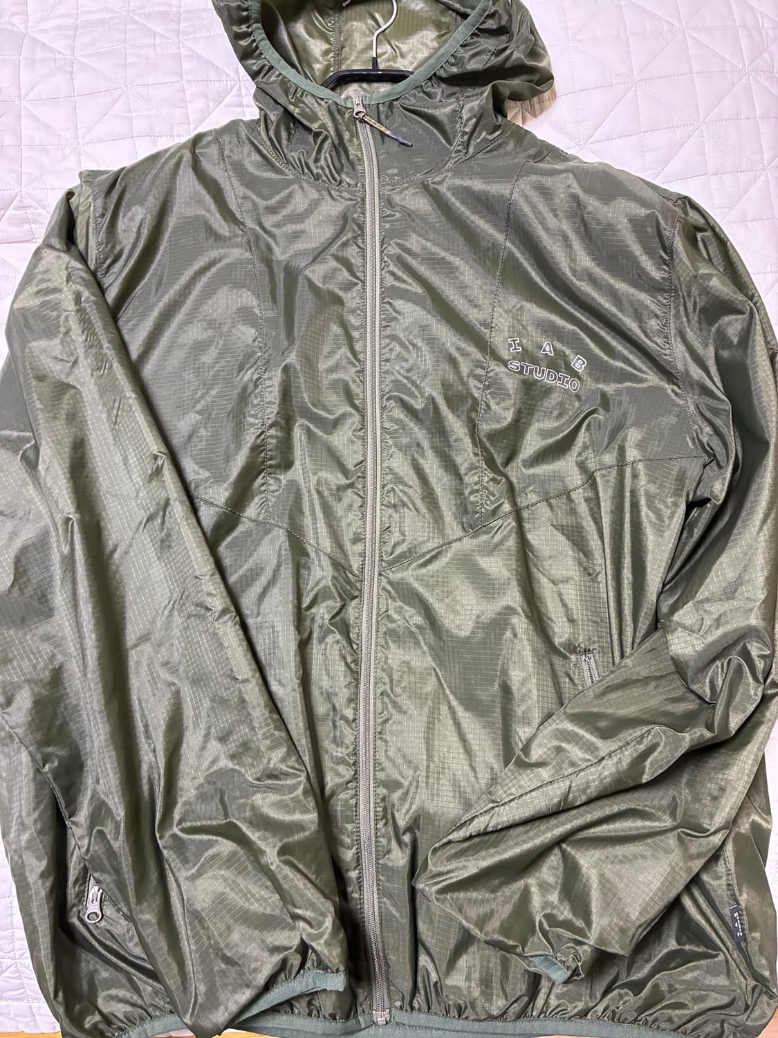 아이앱 스튜디오 립스탑 윈드 자켓 딥 그린 상품이미지2