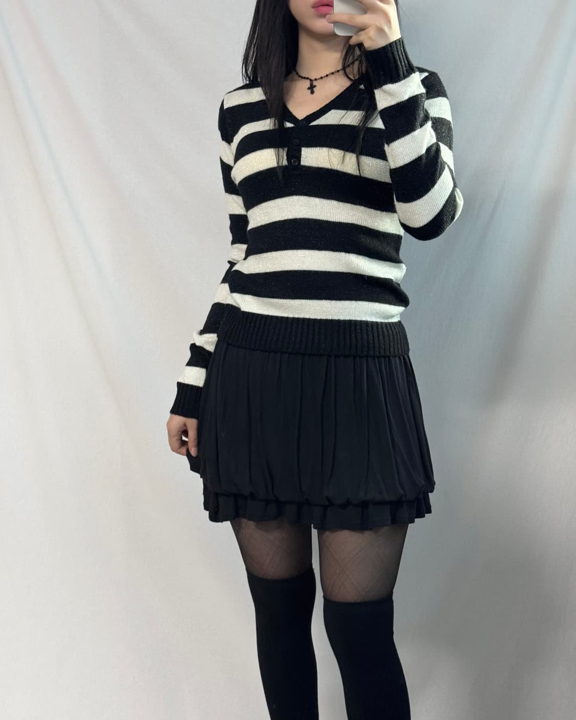 버튼 넥 글리터 니트 퍼프 밑단 스커트 2pcs SET 상품이미지3