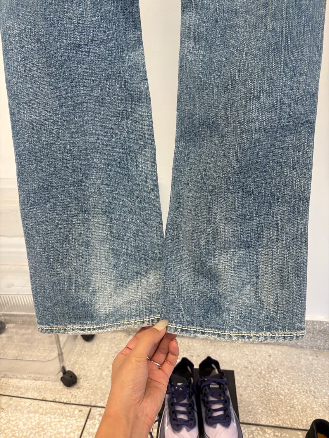 True Religion damage pants 상품이미지5