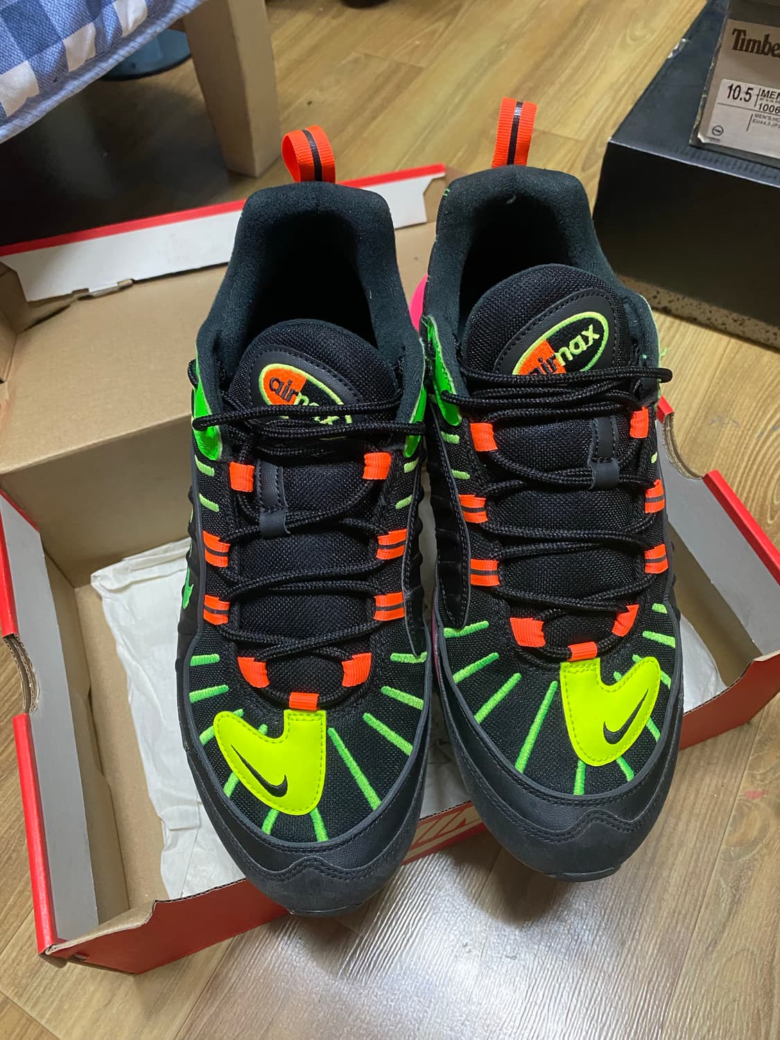 300) 나이키 에어맥스 98 일본한정 네온 상품이미지3