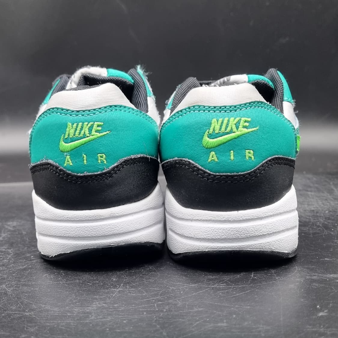 나이키 에어맥스1 그린 운동화 225 상품이미지4