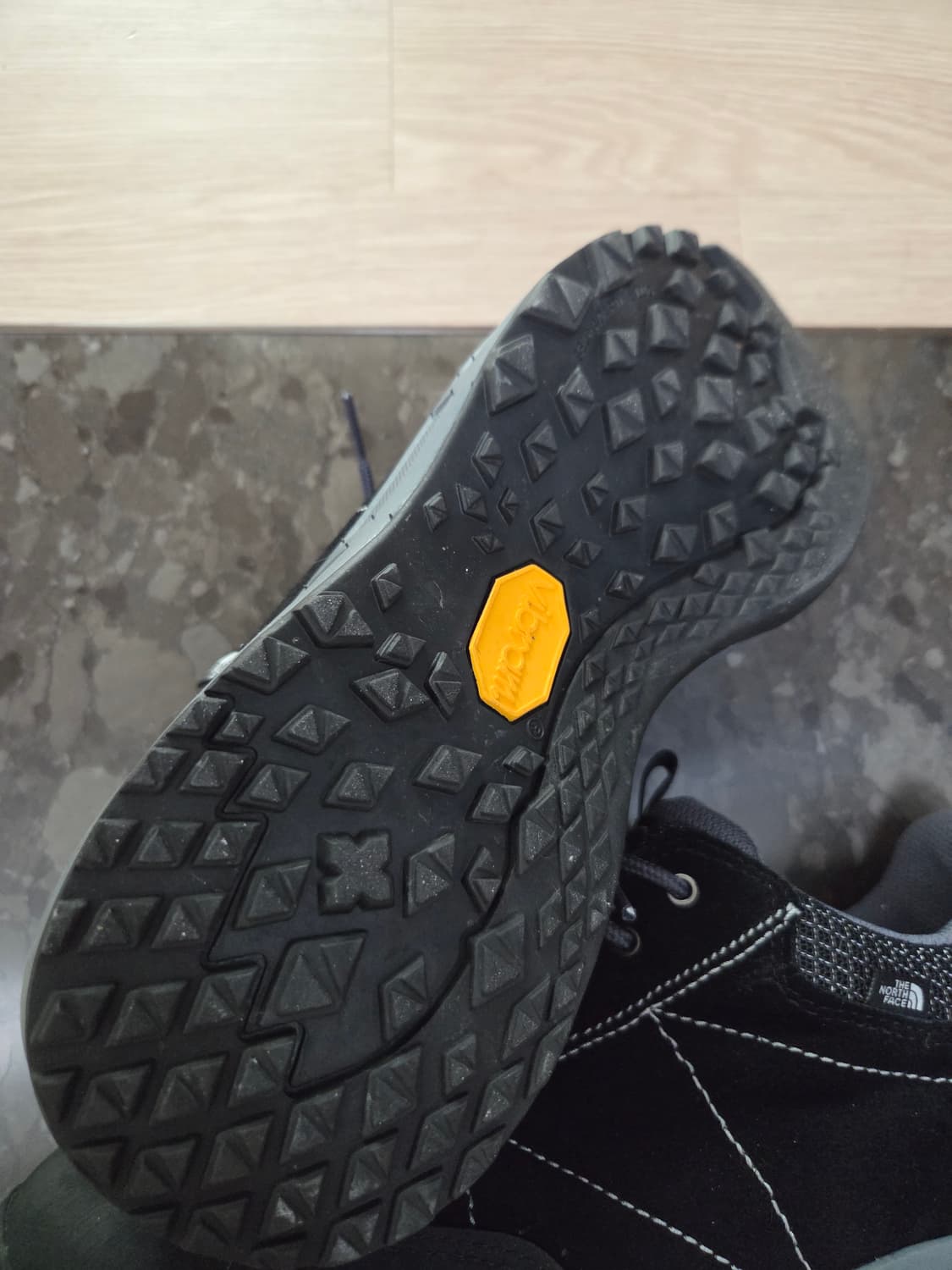 노스페이스 트랙션 등산화 트레킹화260~265 (270) 신품급 상품이미지3