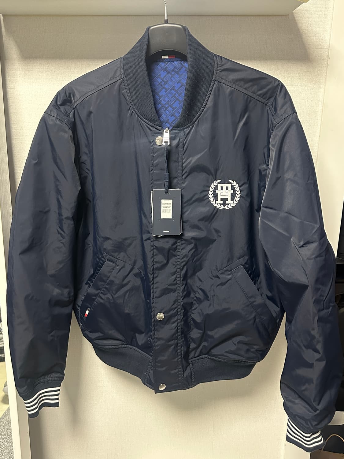 [새상품] 타미힐피거 리버시블 봄버 자켓 L 상품이미지1