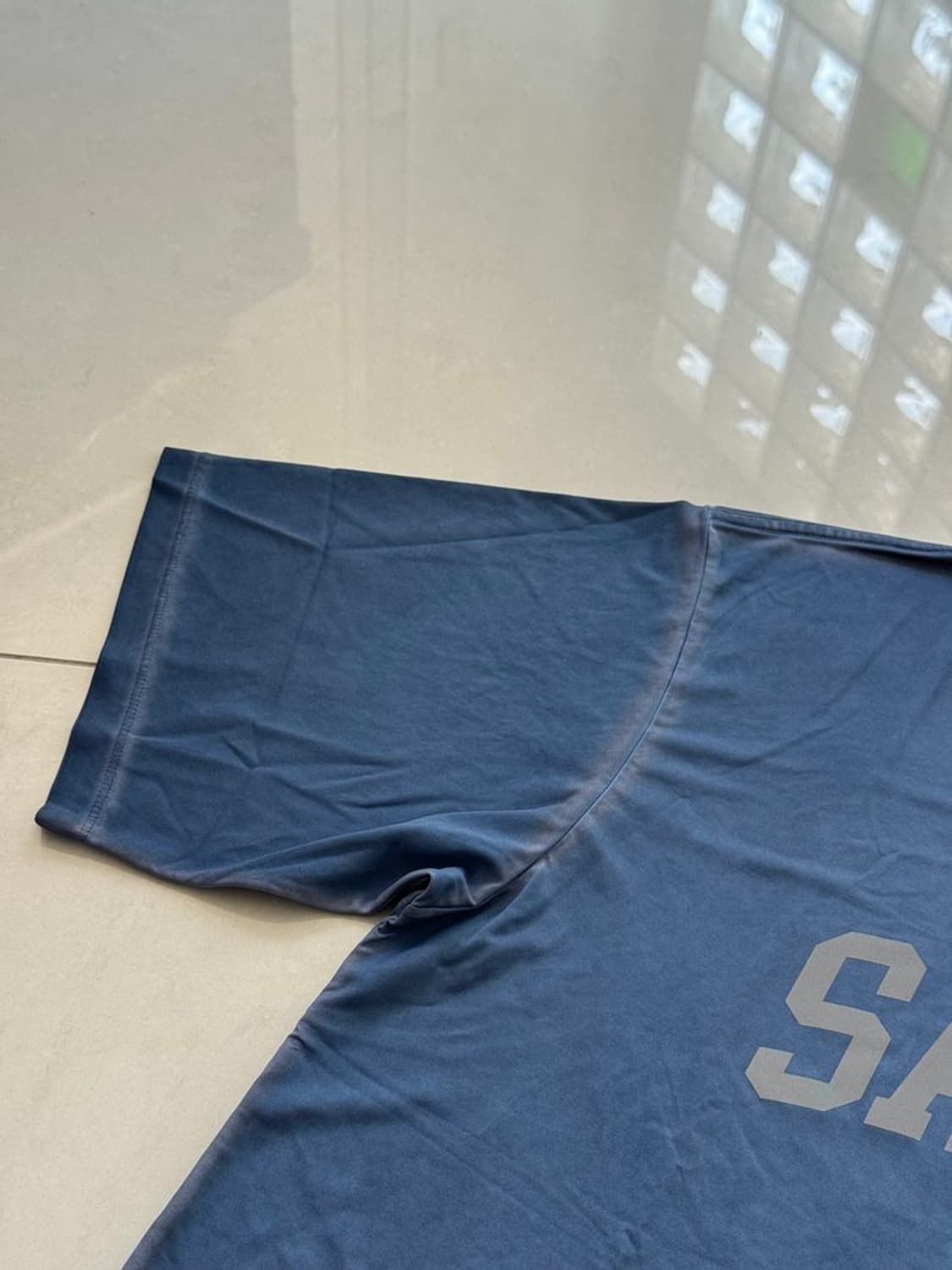 AURALIGHT TEE 오라라이트 티셔츠 상품이미지4