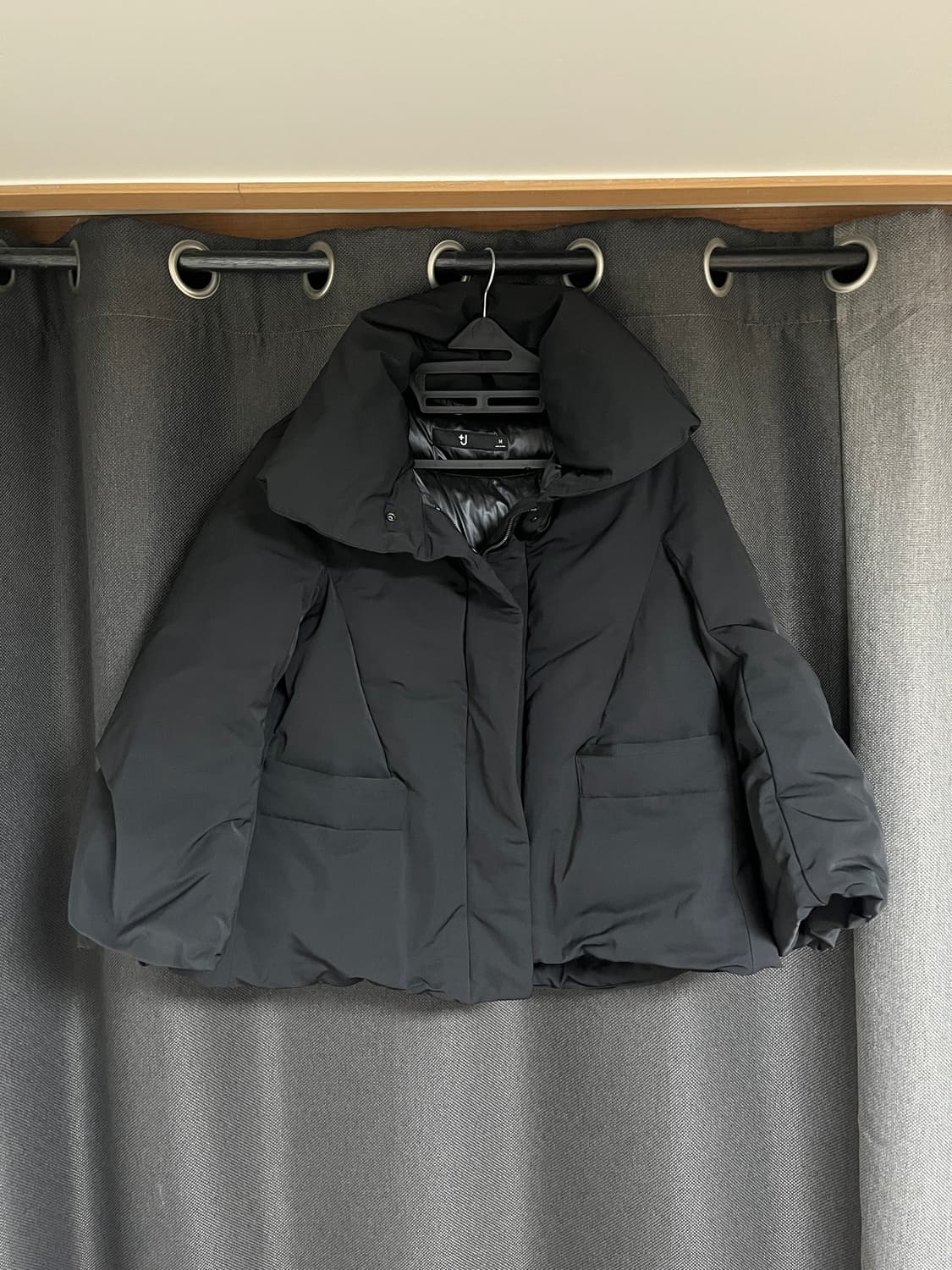 유니클로와 질샌더 협업 하이넥 패딩 블랙 M 상품이미지1