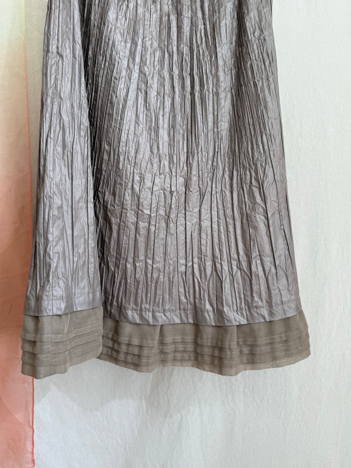 Les Habits 링클 플리츠 미디스커트 상품이미지4