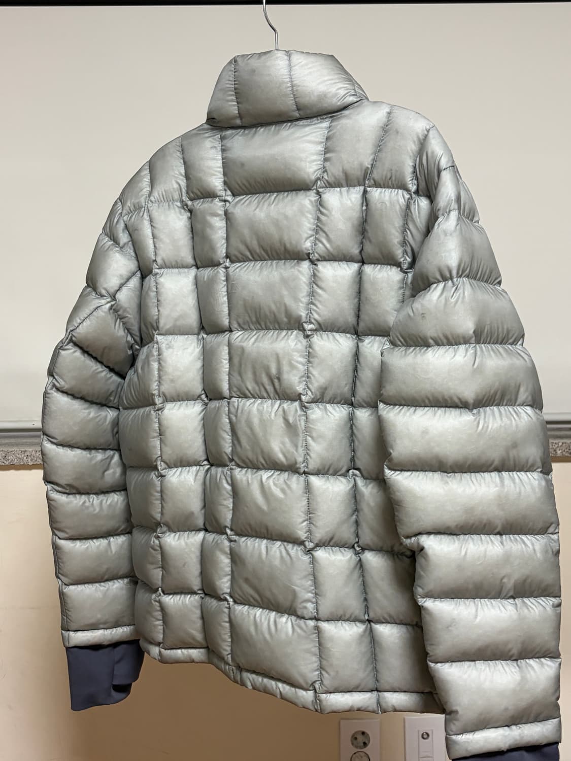 999hanity 패딩 2사이즈 판매합니다 상품이미지2