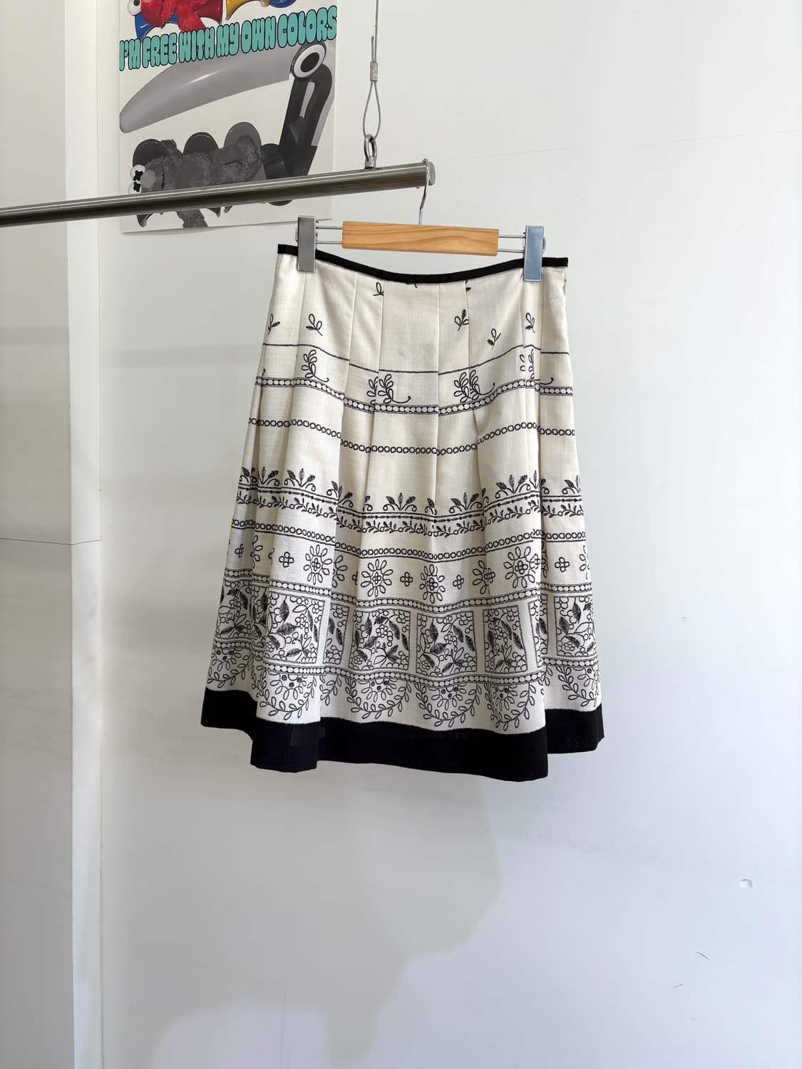 EMMA JAMES (Made in Japan) 미디 스커트 상품이미지1