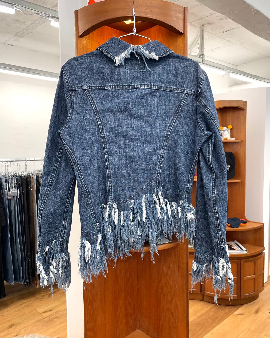 [46] 비비안웨스트우드 데님 프린지 자켓 상품이미지7