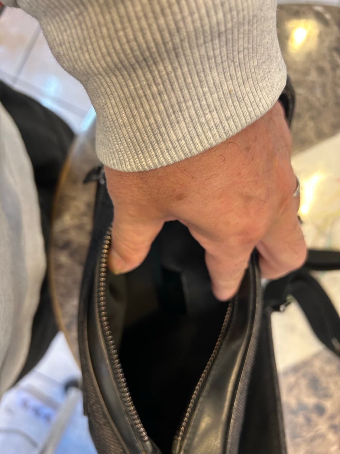 정품 구찌 gg 힙색 팝니다 상품이미지8