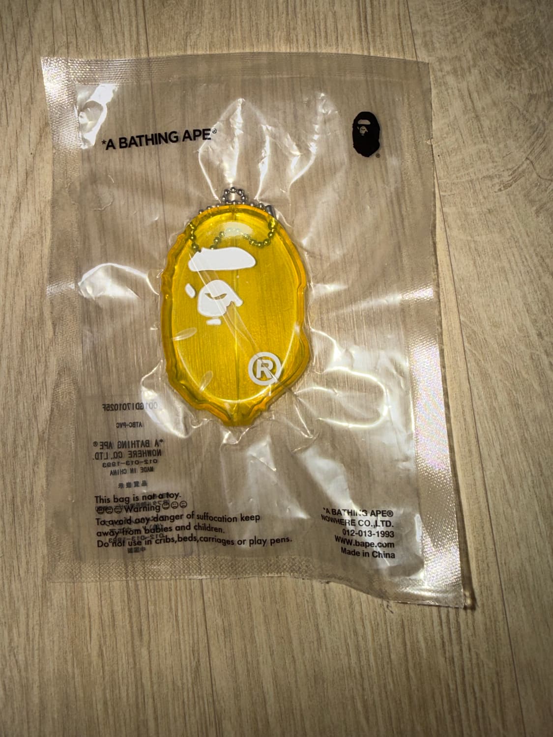 미개봉 새상품) 베이프 코인 케이스 옐로우 상품이미지1