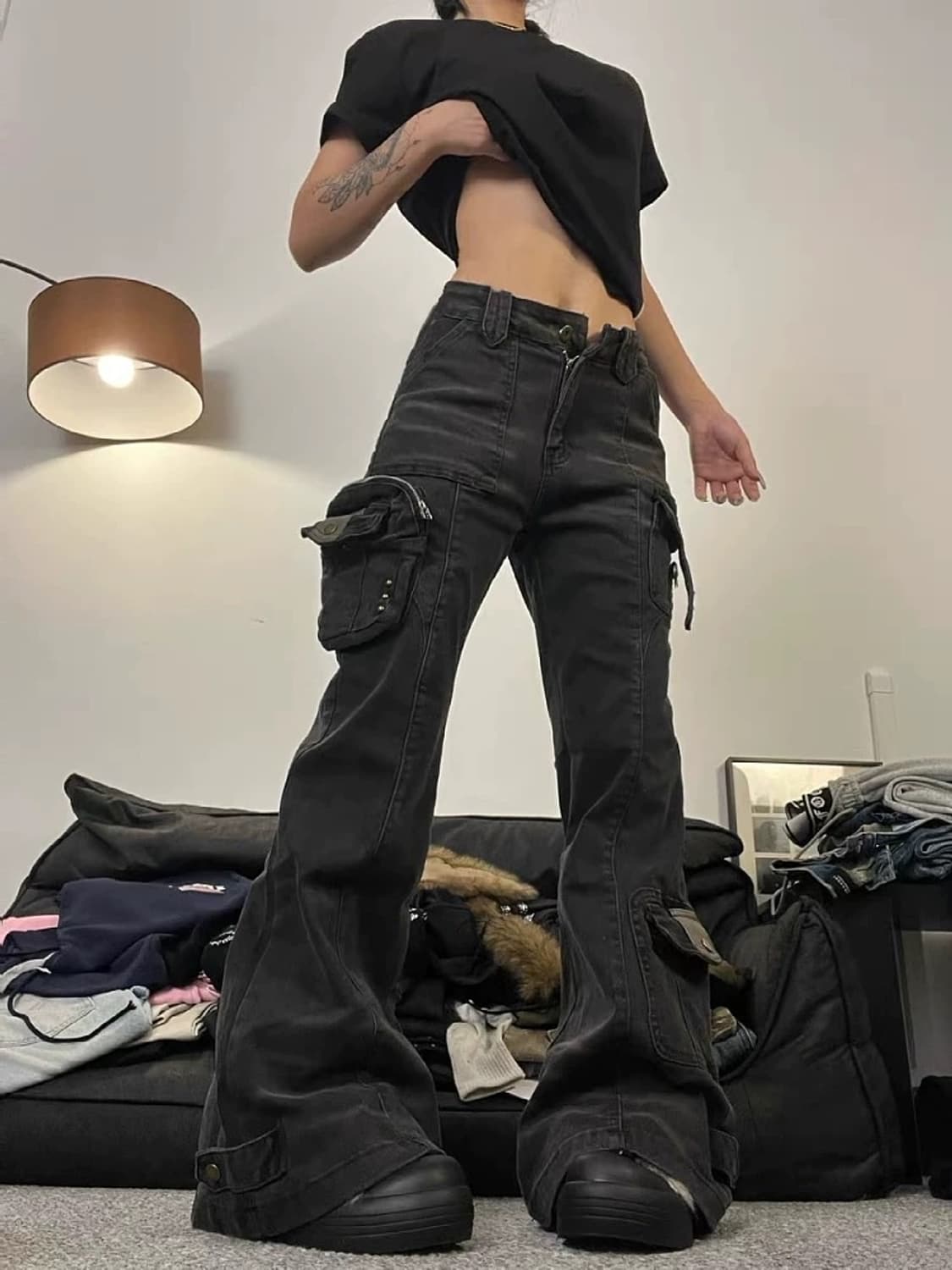 워싱 블랙 카고 부츠컷 팬츠 상품이미지1