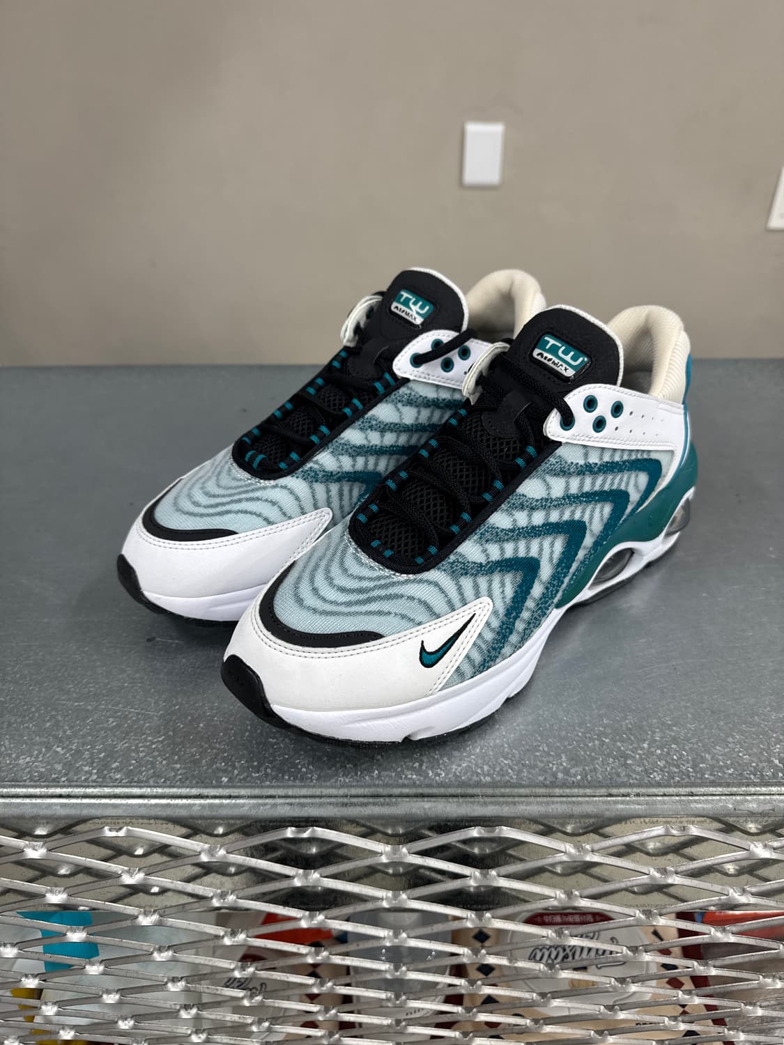 나이키 에어맥스 TW 275 상품이미지2