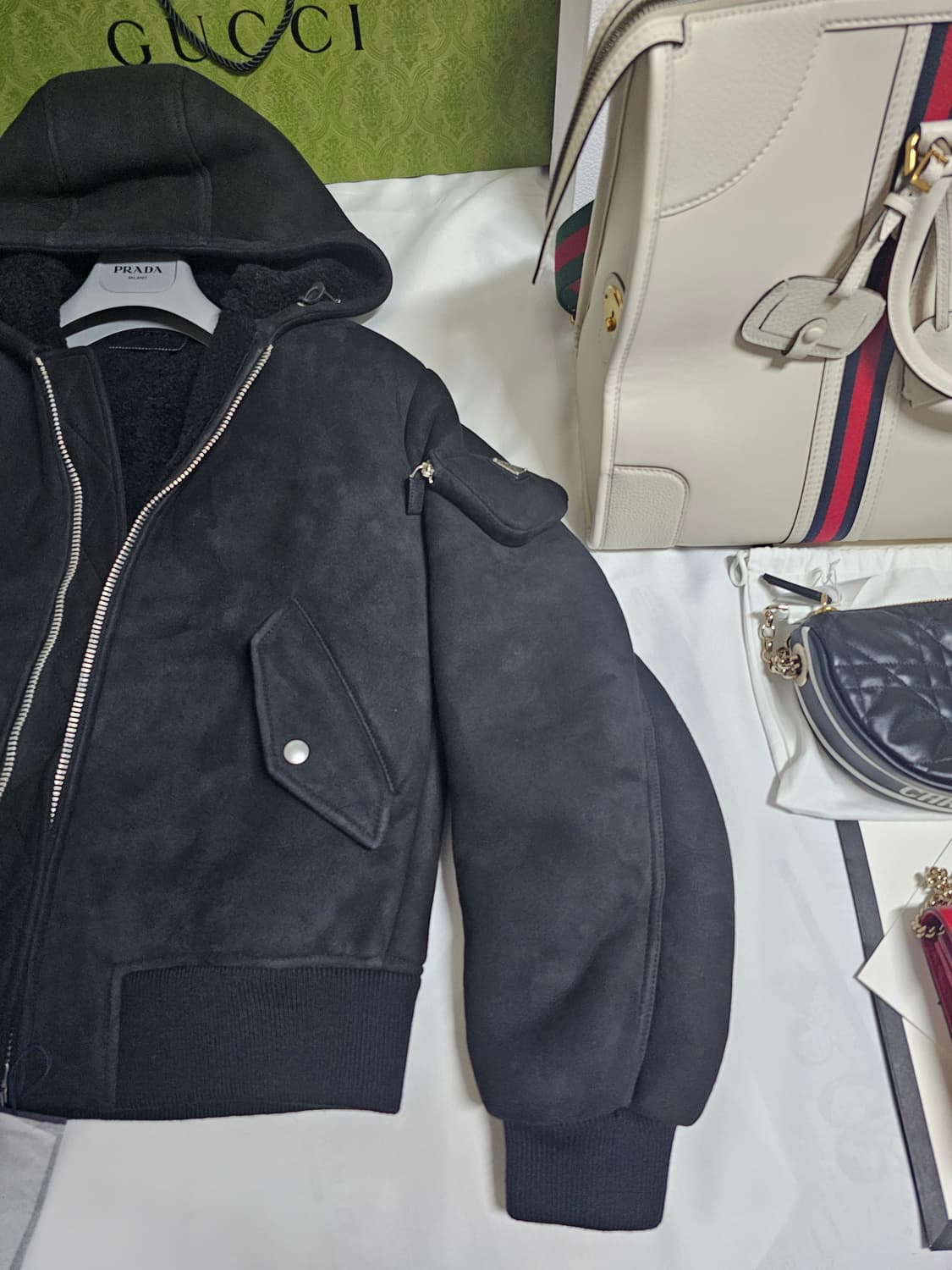 (새상품)프라다 풀스웨이드 안감풀시어링 최고급 상품이미지5