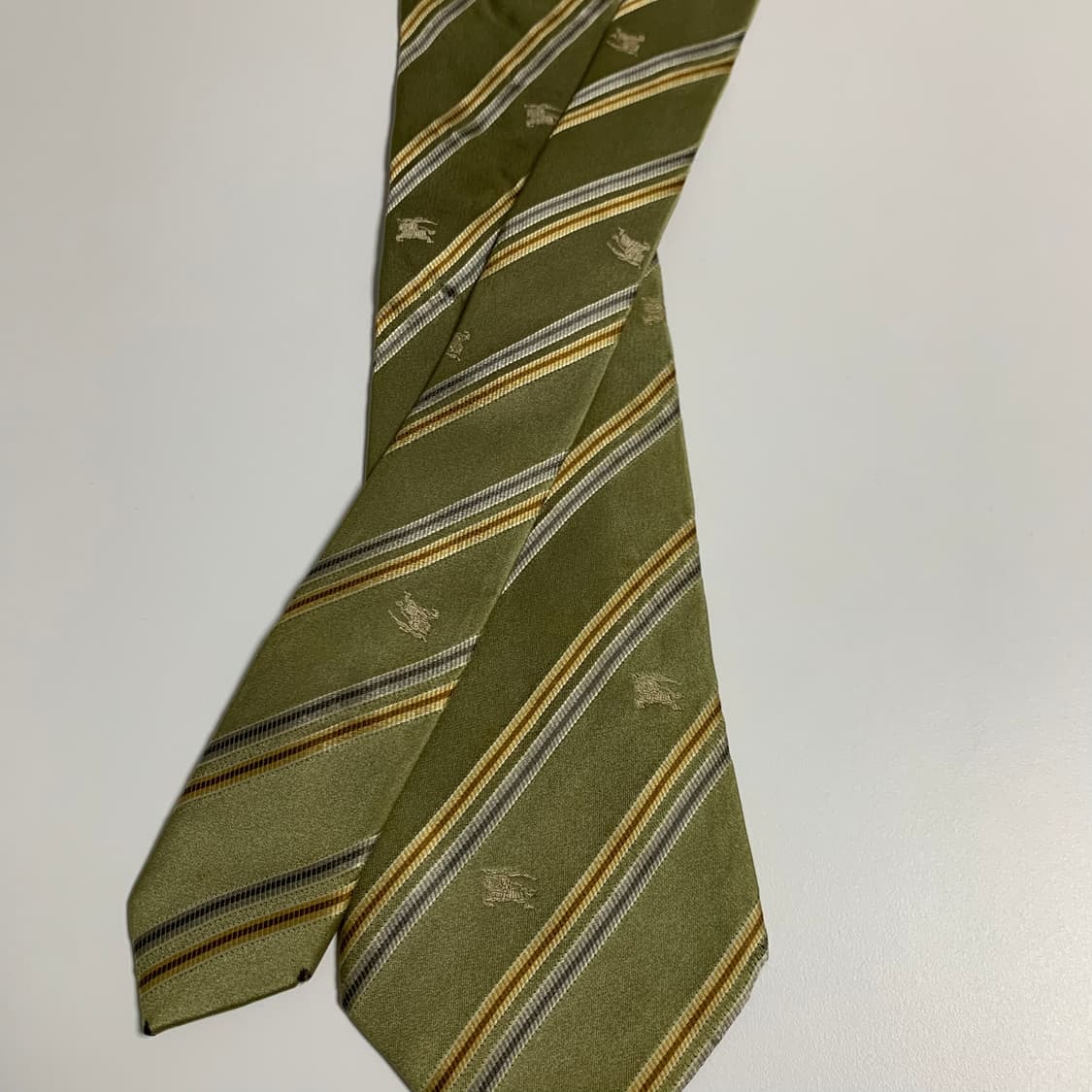 버버리(BURBERRY) 스트라이프 넥타이 명품 모노그램 클래식 A등급 상품이미지4