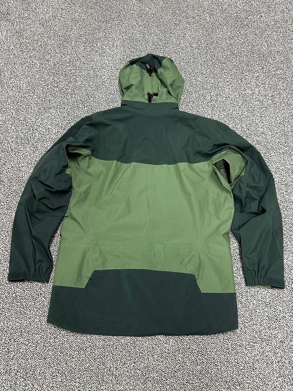 아크테릭스 고어텍스 바람막이 자켓 상품이미지9