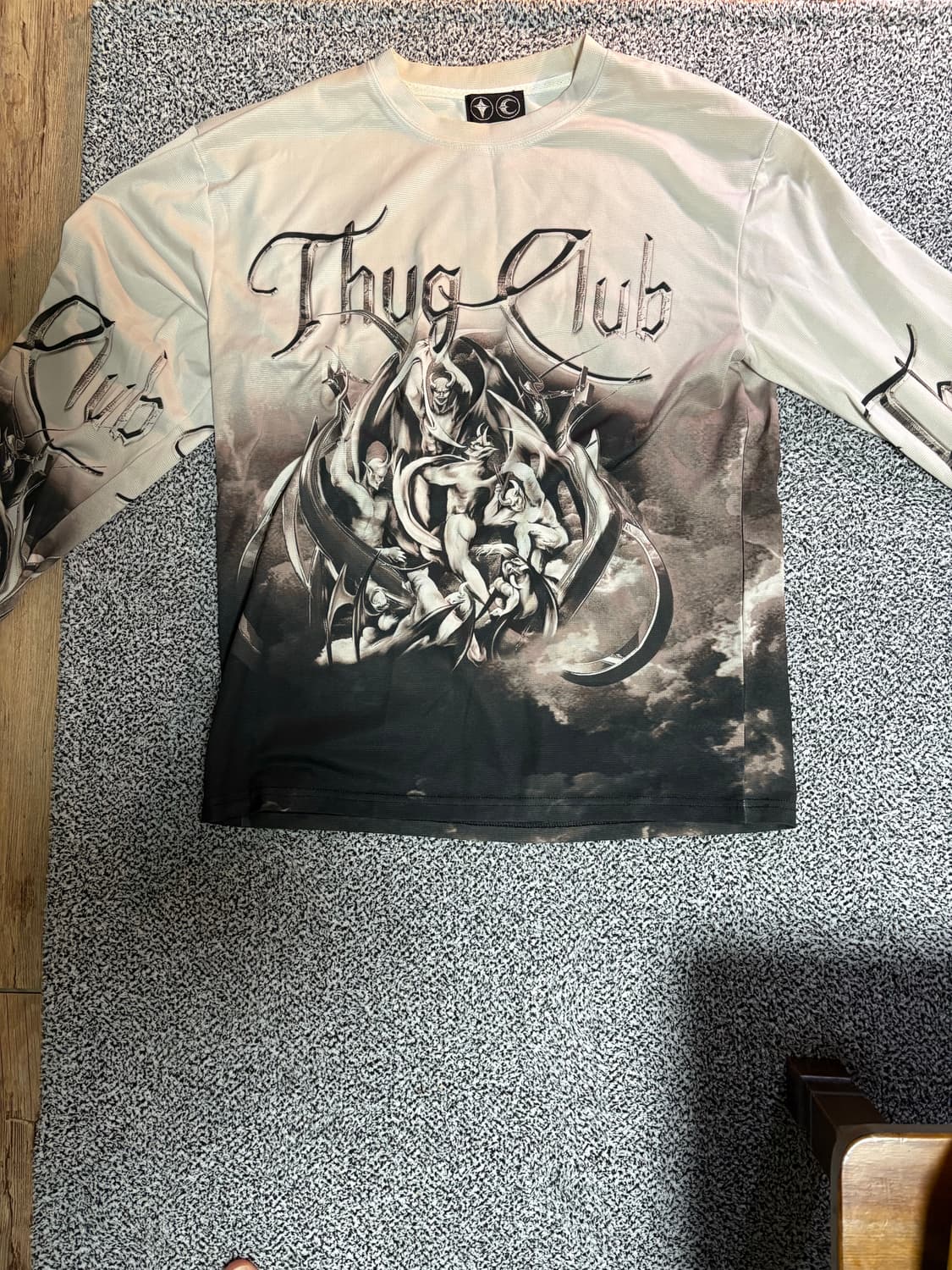 떠그클럽 악마 긴팔 상품이미지1