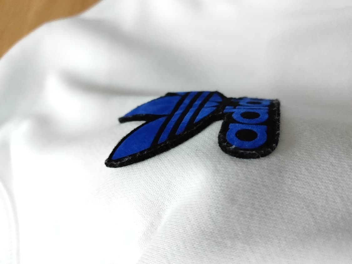 adidas 아디다스 양팔 프린팅 불꽃 맨투맨 상품이미지4
