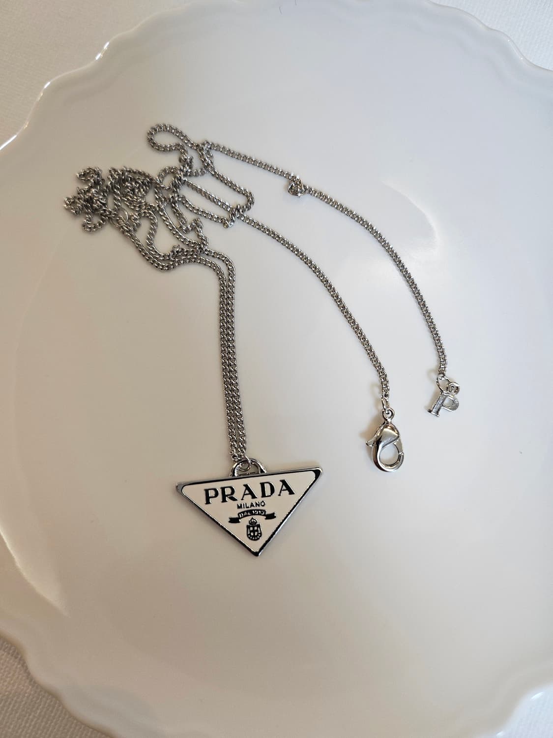 프라다 업사이클링 체인 목걸이 화이트 상품이미지2