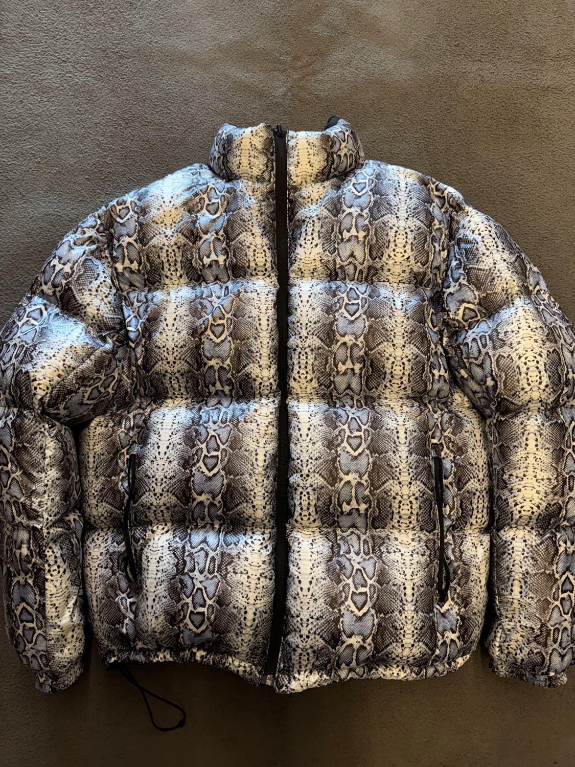 스컬프터 뱀피 리버시블 패딩 처분  상품이미지1