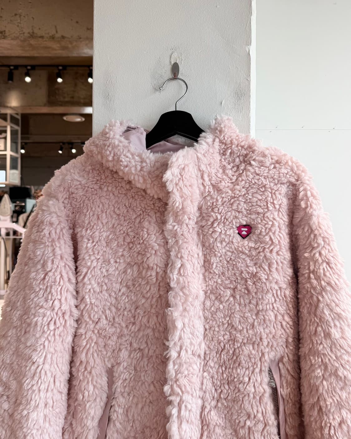 에이프 핑크 셰르파 후디 자켓  상품이미지3